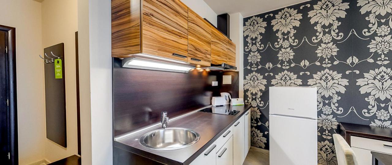 Briz Beach Apartments Pantai Sunny Bagian luar foto
