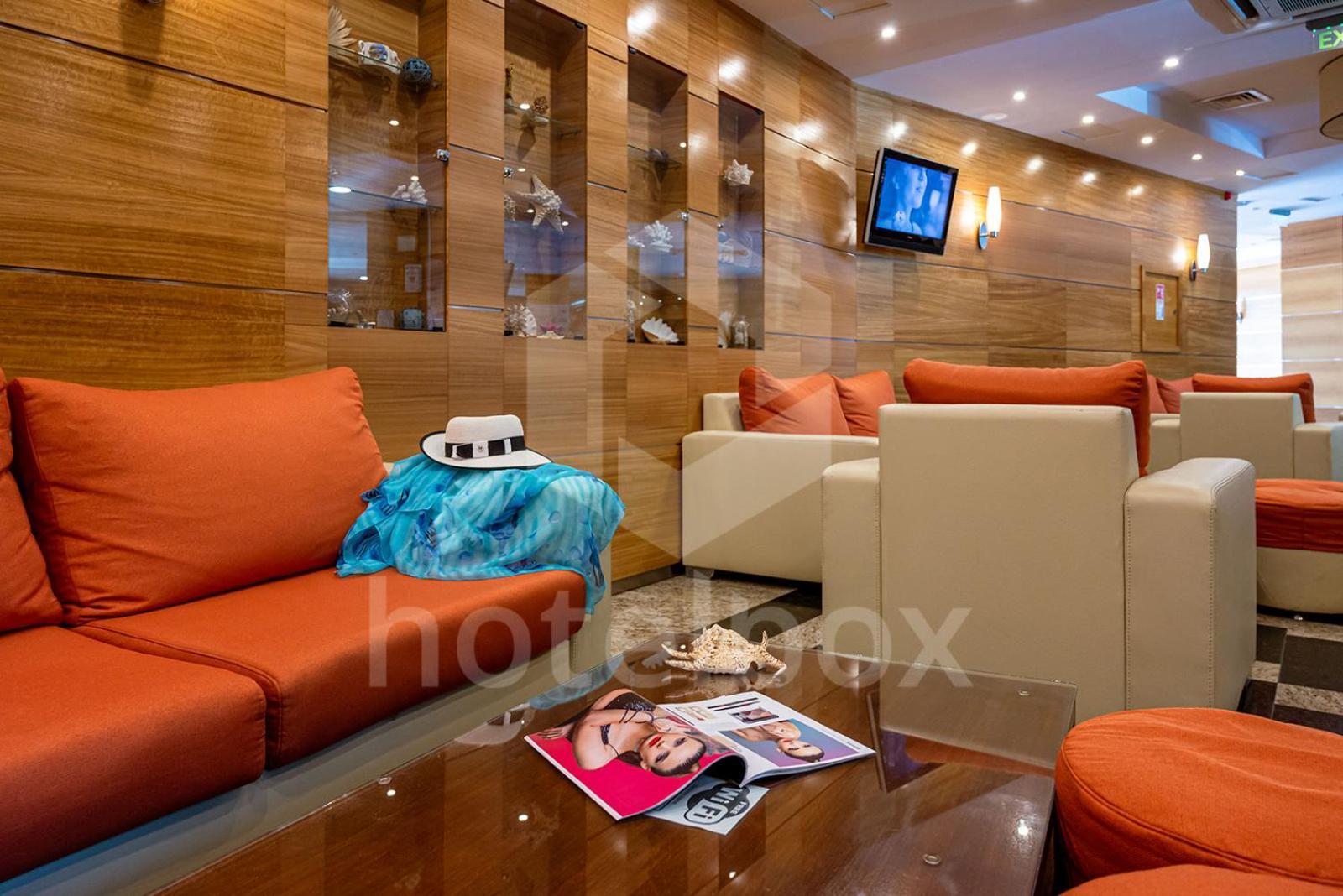 Briz Beach Apartments Pantai Sunny Bagian luar foto